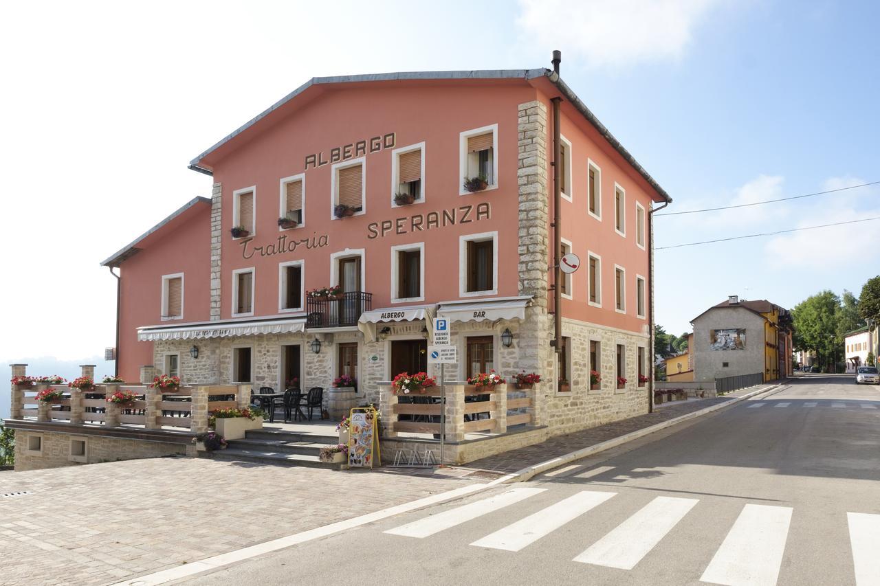 Albergo Trattoria Speranza Foza Exteriör bild